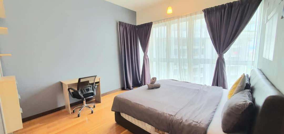 Regalia Suites Klcc View Rooftop Infinity Pool By Angkasa Homes 吉隆坡 外观 照片